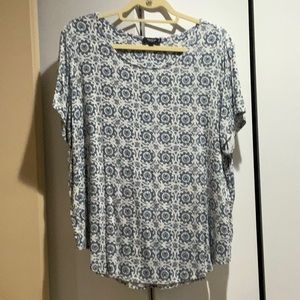 Premise Short Sleeve Top - Size 2X